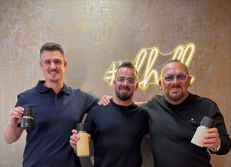 Herb investiert in IRISgo®: Produkt soll international wachsen Freuen sich auf die Zusammenarbeit (von links nach rechts): IRISgo-Gründer Fabian Christmann und Manuel Laurice Borer und Löwe Andreas W. Herb. (Bild: MBG Group)