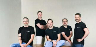 Rabot Energy: Wie dynamische Strom-Tarife die Energiewende vorantreiben Rabot Energy: Wenn sich Strom automatisch dem Markt anpasst Bild: (von li. nach re.): Tobias Mogge (COO), Jan Matysik (CTO), Konrad Schade (CCO+MD), Konrad Schürmann (MD), Jan Rabe (Co-Founder+CEO). Fotocredits: © Rabot Energy