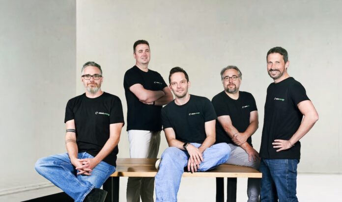 Rabot Energy: Wenn sich Strom automatisch dem Markt anpasst Bild: (von li. nach re.): Tobias Mogge (COO), Jan Matysik (CTO), Konrad Schade (CCO+MD), Konrad Schürmann (MD), Jan Rabe (Co-Founder+CEO). Fotocredits: © Rabot Energy