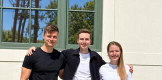 Voice Agents im Einsatz: Wie Sona8 Mitarbeiterwissen für Transformationsprojekte nutzt Sona8: Unternehmen nutzen Interviews mit KI Teambild