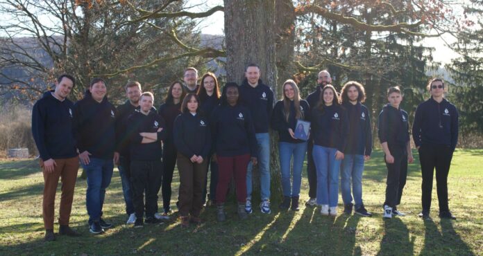 Teamfoto_Ignaite IGNAITE: KI für Unternehmen ohne Cloud-Abhängigkeit Teamfoto