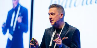 SalesViewer: Spotlight stärkt den B2B-Vertrieb Benjamin Zaczek