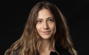 Unscripted: Mode mit KI neu entdecken Celine Leibfried Founder, Unscripted