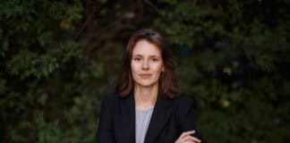 Glimmer: Schwangerschaft und Hebammen digital verbinden Julia Neumann