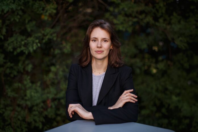 Glimmer: Schwangerschaft und Hebammen digital verbinden Julia Neumann