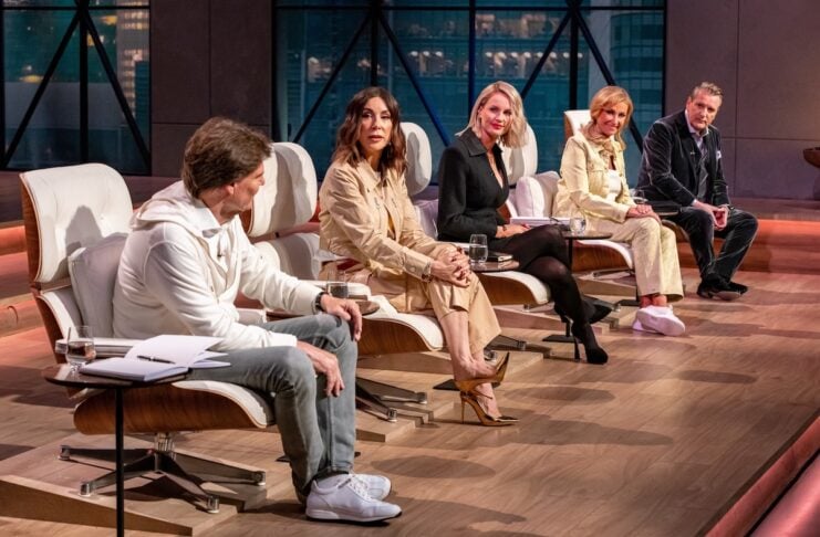 Staffelfinale Höhle der Löwen 2026: Diese 5 Startups pitchen Die „Löwen“ (v.l.) Carsten Maschmeyer, Judith Williams, Janna Ensthaler, Dagmar Wöhrl und Ralf Dümmel. Bildcredits RTL / Bernd-Michael Maurer