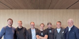Pizza für den Air Fryer: Wie das Startup FRYZZA den Tiefkühlmarkt erobert Pizza: FRYZZA für den Air Fryer begeistert die Löwen Fryzza Teambild mit Löwen