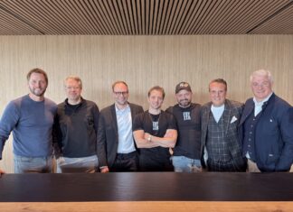 Pizza: FRYZZA für den Air Fryer begeistert die Löwen Fryzza Teambild mit Löwen