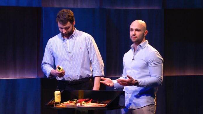 hottey Die Höhle der Löwen: hottey mit Hot Honey im Battle Bild: Julian Herrlich und Maximilian Voigt (v.li.) Foto: RTL