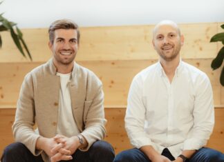 Personio übernimmt Circula: Ausgabenmanagement wächst. Hanno Renner, CEO und Mitbegründer von Personio, und Nikolai Skatchkov, CEO und Mitbegründer von Circula (v. l.). Foto: Laura Dicke