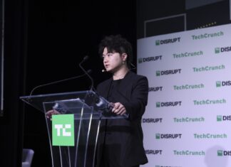 Chance AI: Visual Agent and Visual AI for Everyday Life Xi Zeng founder CEO Chance AI